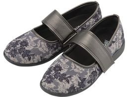 }AkC SaiSai`t[vg` NVbNubN 23.0cm