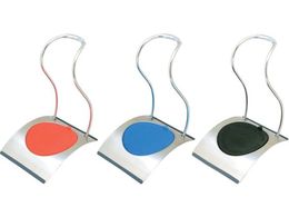 �V�F�t�����h�@�L�b�`�������܃X�^���h