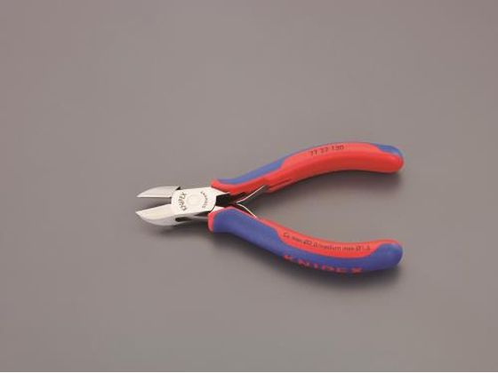 ●メーカー：ＫＮＩＰＥＸ（クニペックス）●型番：７７２２１３０●全長：１３０ｍｍ●ハンドル：コンフォート●仕上げ：鏡面磨き●刃硬度：ＨＲＣ６０●切断能力：軟線：φ０．３〜２．０ｍｍ中硬線：φ１．５ｍｍ